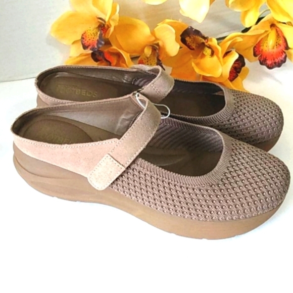 WHITE MOUNTAIN Foot-Beds Slip-On Mules SIZE9 NWT - Picture 4 of 11